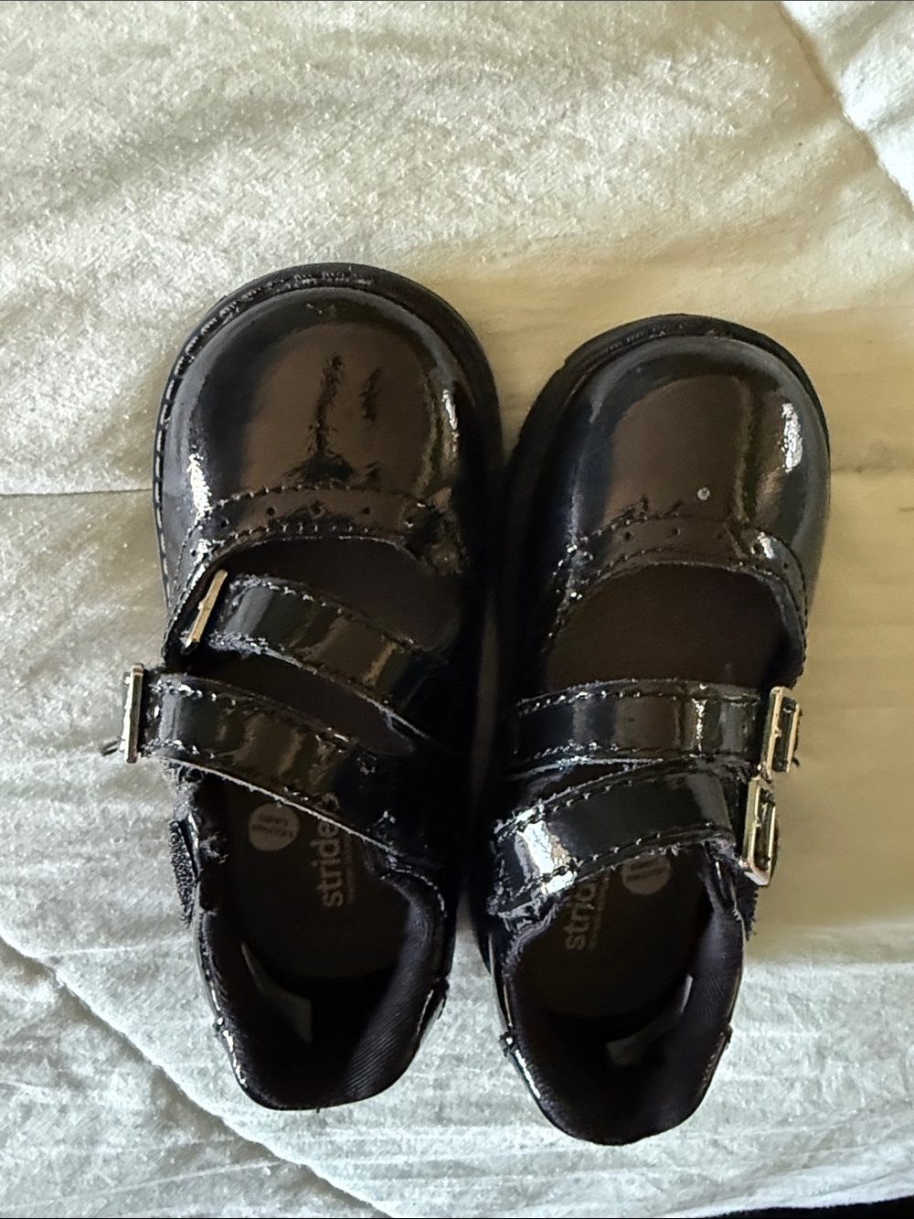 Girls' Patent Mary Jane School Shoes in Black